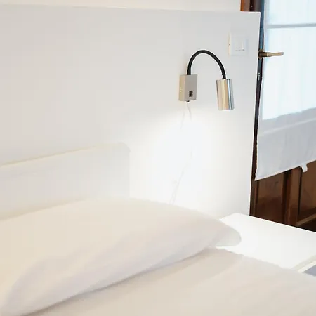 Relais Mediterraneo Collinebros Κατάλυμα σε φάρμα Torrenova (Sicily)