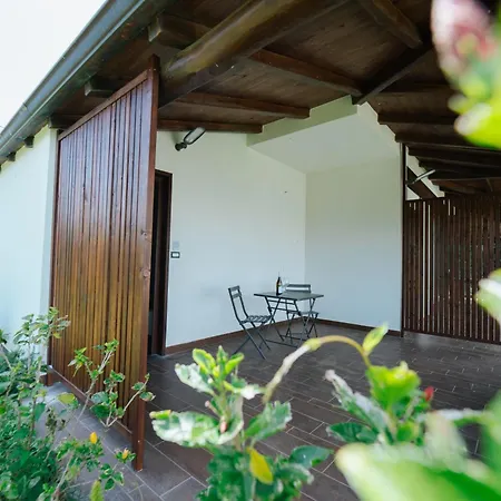 Relais Mediterraneo Collinebros Κατάλυμα σε φάρμα