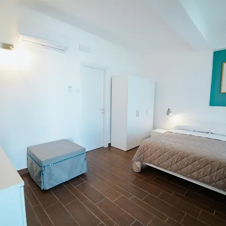 Relais Mediterraneo Collinebros Κατάλυμα σε φάρμα Torrenova (Sicily)