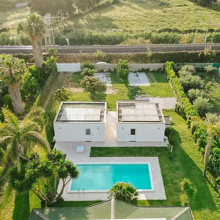 Relais Mediterraneo Collinebros Κατάλυμα σε φάρμα *