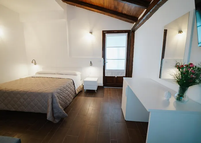 Relais Mediterraneo Collinebros Farmház