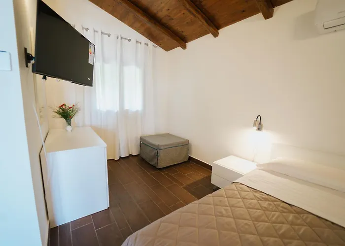 Relais Mediterraneo Collinebros Farmház Torrenova