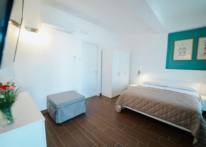 Relais Mediterraneo Collinebros Farmház Torrenova