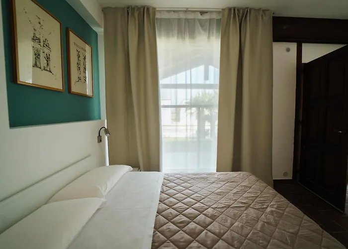 Relais Mediterraneo Collinebros * Torrenova